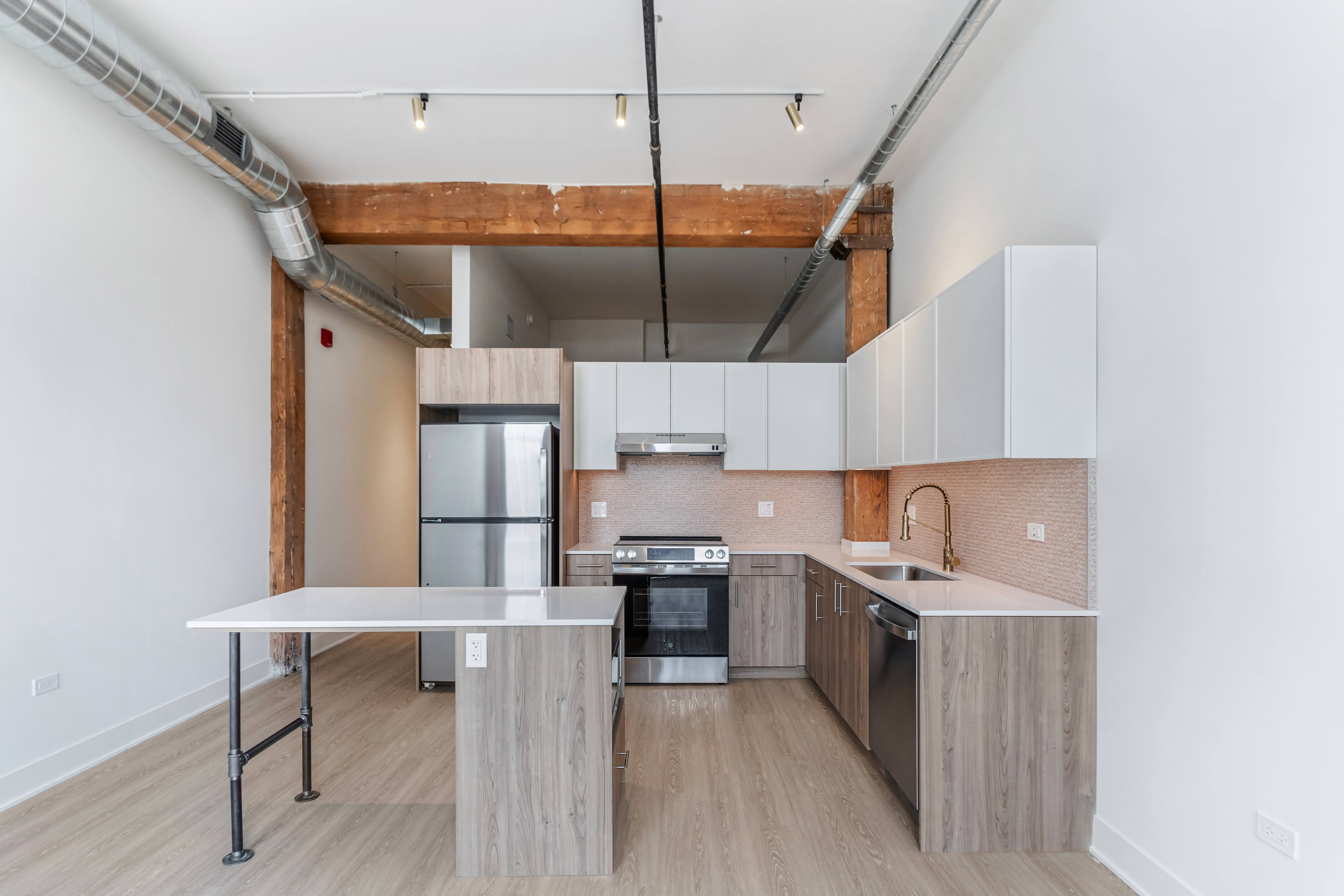 Lofts at Avenir 1040 W Huron, Chicago, IL 60642